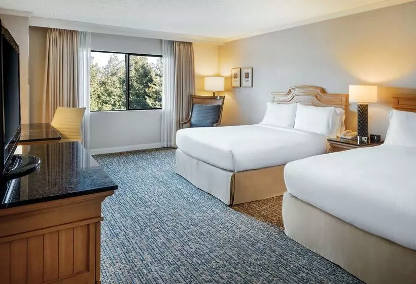 Отель Doubletree By Hilton Sonoma Wine Country