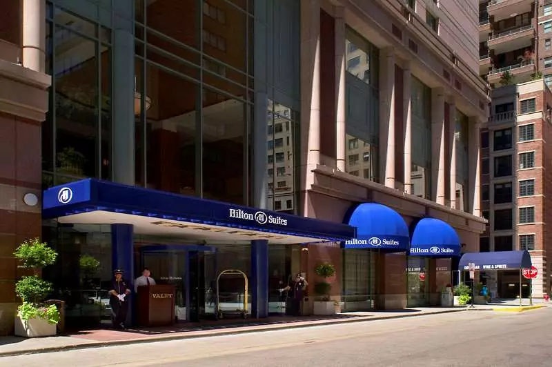 هتل Hilton Chicago/magnificent Mile Suites