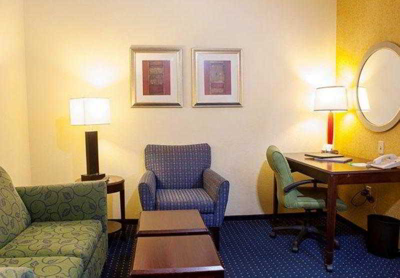 酒店 Springhill Suites By Marriott Savannah I 95 South