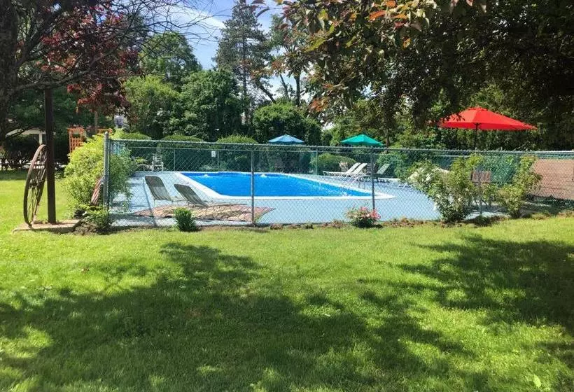 酒店 The Black Mountain Inn