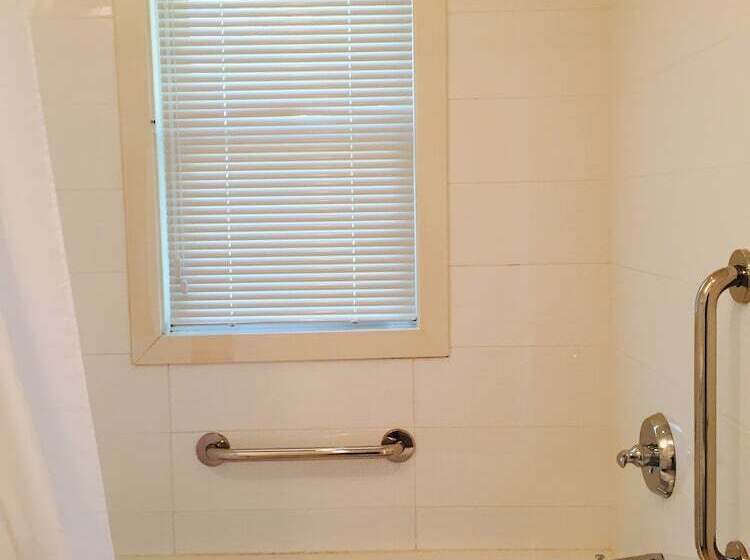 בית מלון כפרי The Drake Inn