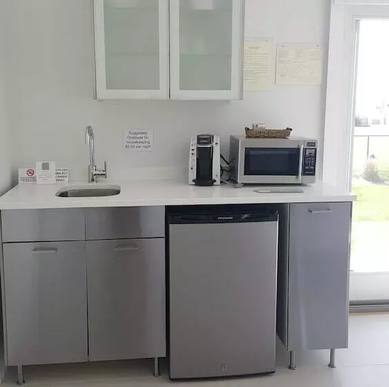 酒店 The Drake Inn