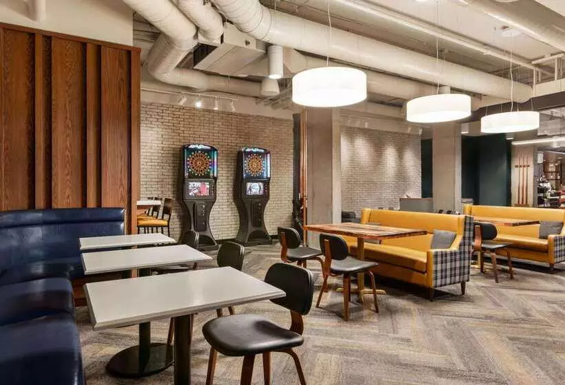 Отель Wyndham Garden At Niagara Falls