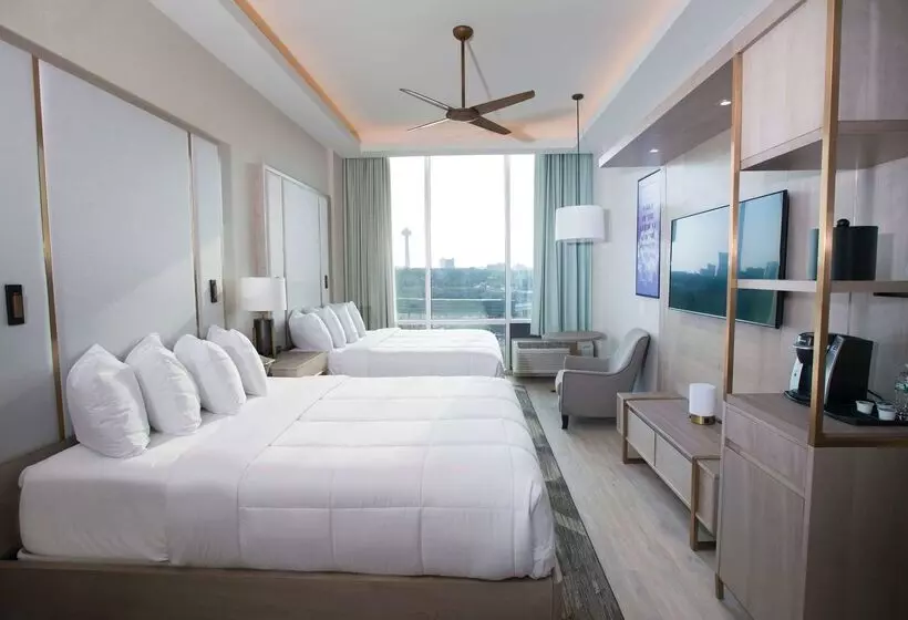 Отель Wyndham Garden At Niagara Falls