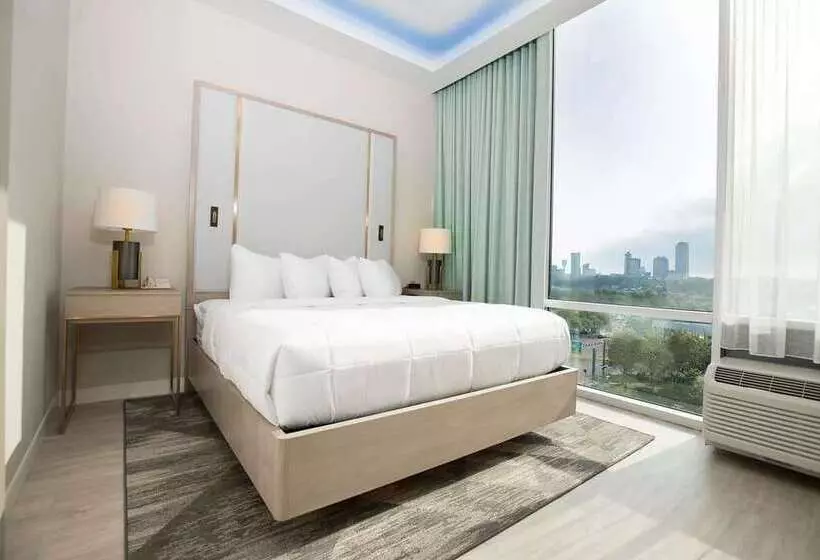 Отель Wyndham Garden At Niagara Falls