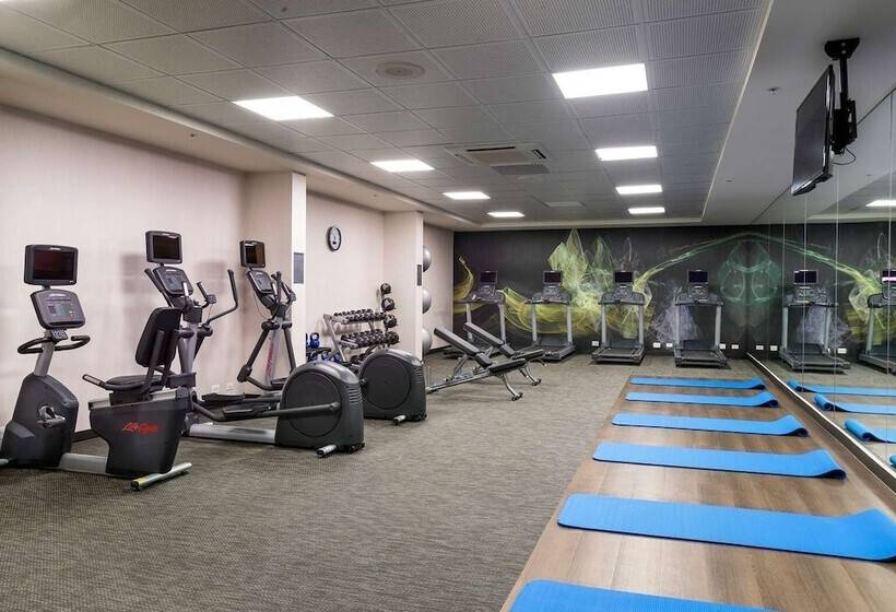 فندق Wyndham Garden At Niagara Falls