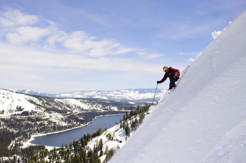 리조트 Donner Lake Village