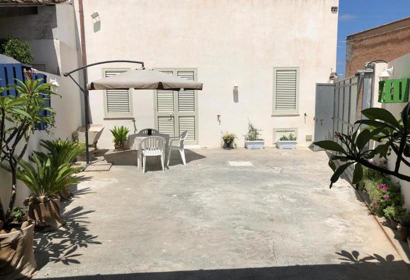 Pensione Due Passi Dal Tramonto Affittacamere