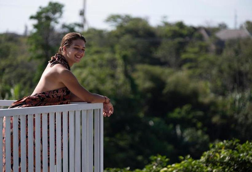 פנסיון The Village Home