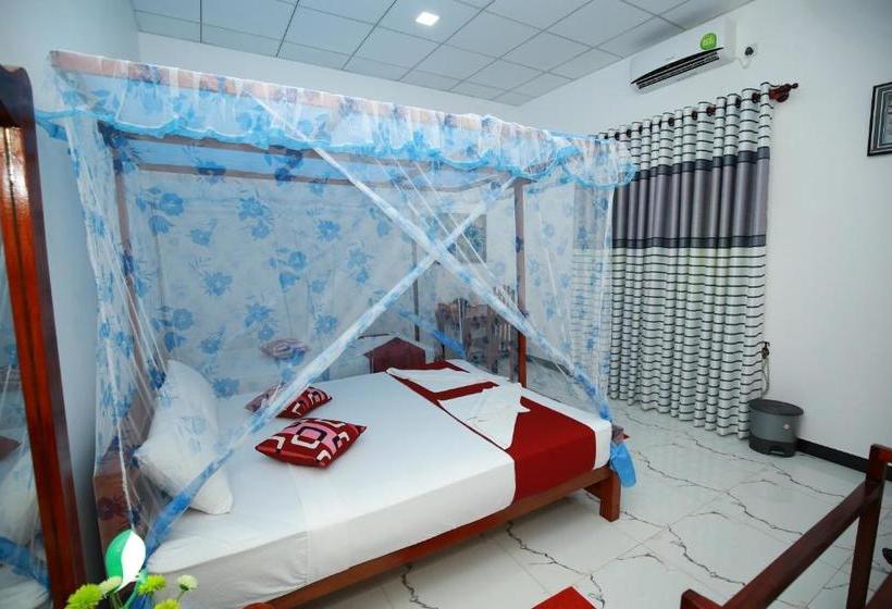 فندق Nehansa Resort And Safari