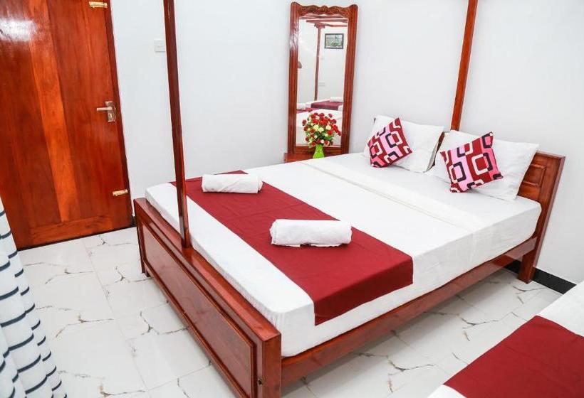 فندق Nehansa Resort And Safari