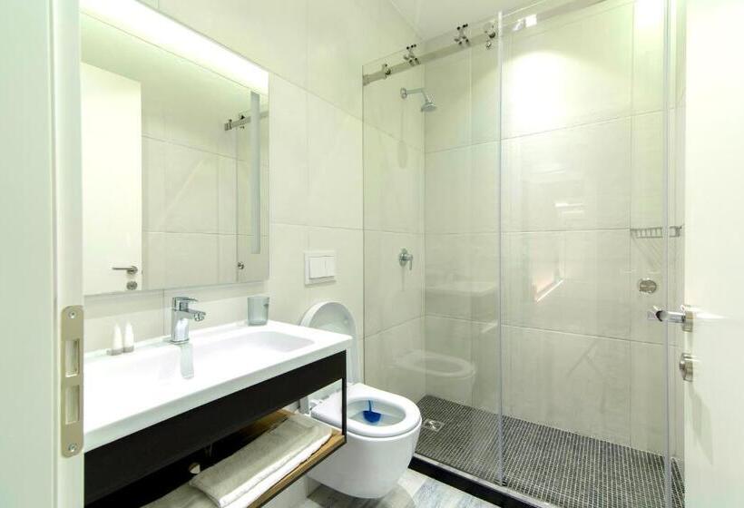 بنسيون Urban Rooms