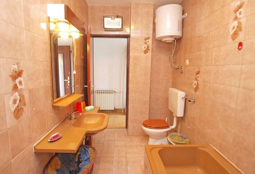 Apartments Ivanka 378