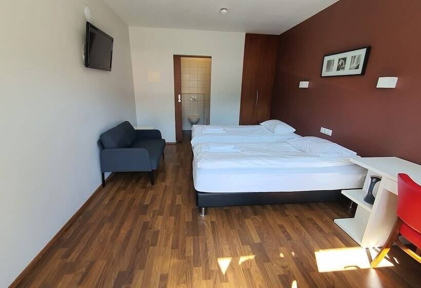 پانسیون Studio 22