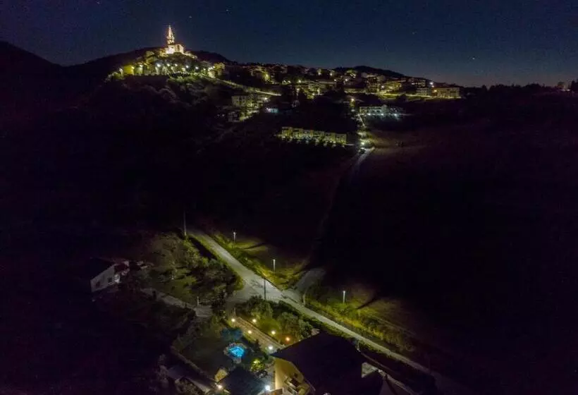 تختخواب و صبحانه Il Riparo