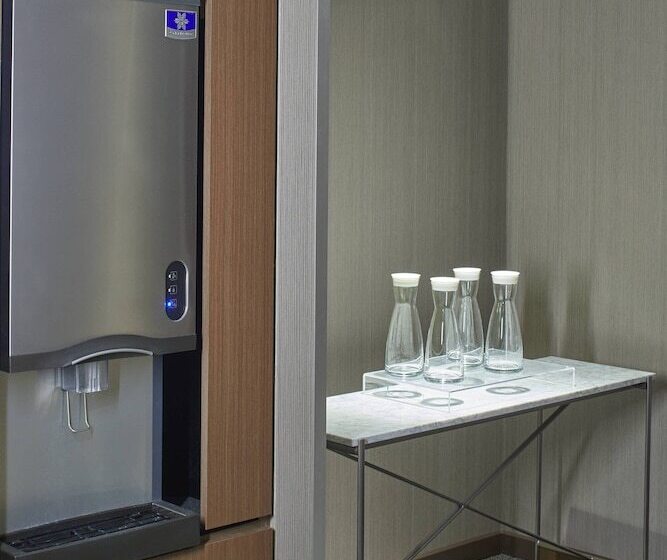 Ac Hotel By Marriott Atlanta Airport Gateway