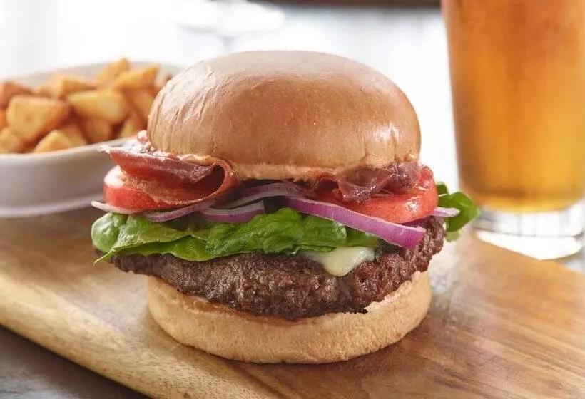 Ac Hotel By Marriott Atlanta Airport Gateway