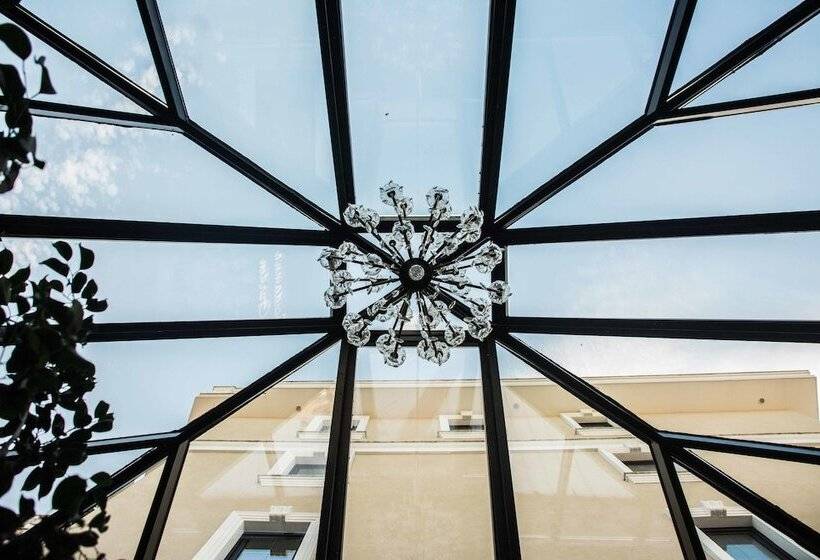 هتل Epidamn Boutique & Spa