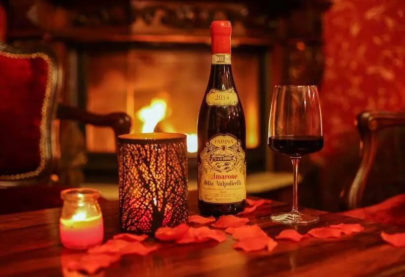 ホテル Epidamn Boutique & Spa