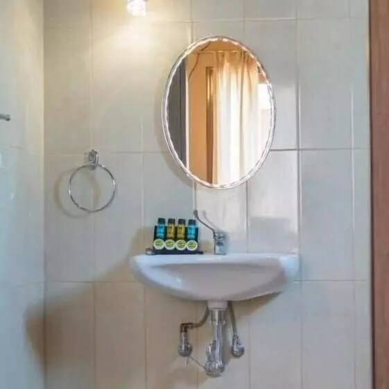 Hotelli Kedros Chalet