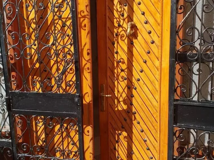 Majatalo Gite Kasbah La Palmeraie