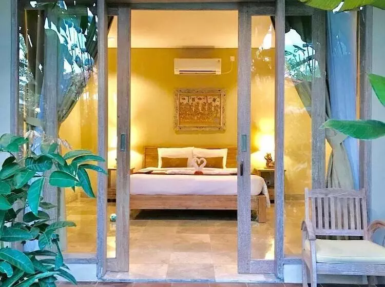 Majatalo Kailash Bali