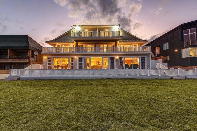 膳宿费 Marine Manor