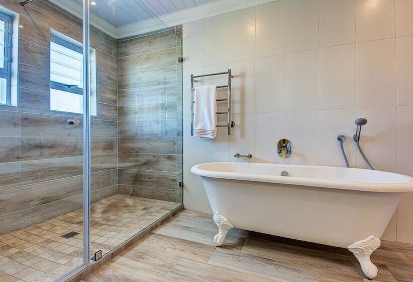 膳宿费 Marine Manor