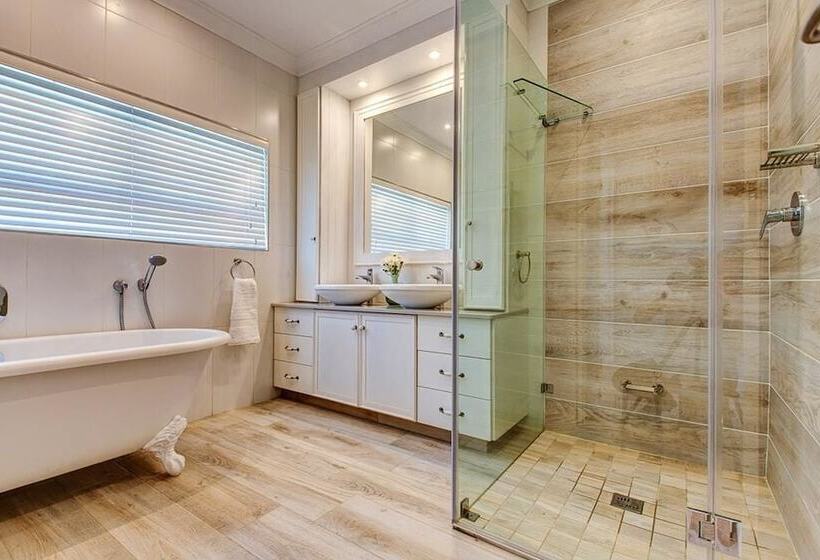 膳宿费 Marine Manor