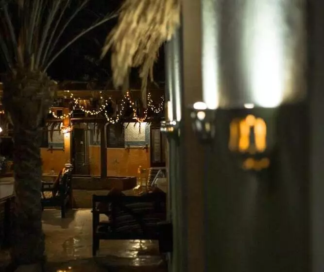 Retkeilymaja Bishbishi Camp Dahab