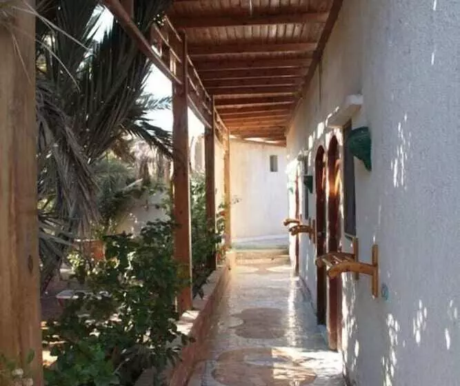 Retkeilymaja Bishbishi Camp Dahab