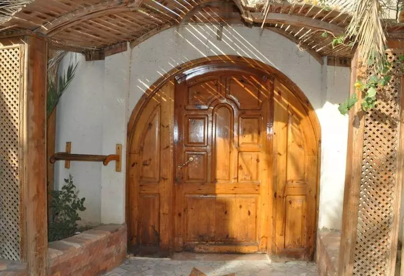 Retkeilymaja Bishbishi Camp Dahab