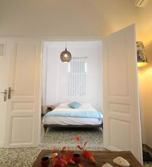 District Suites