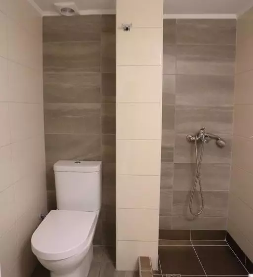 District Suites