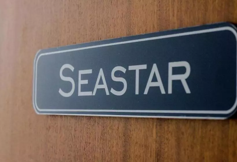 ホテル Anchor Guesthouse