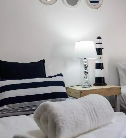 ホテル Anchor Guesthouse