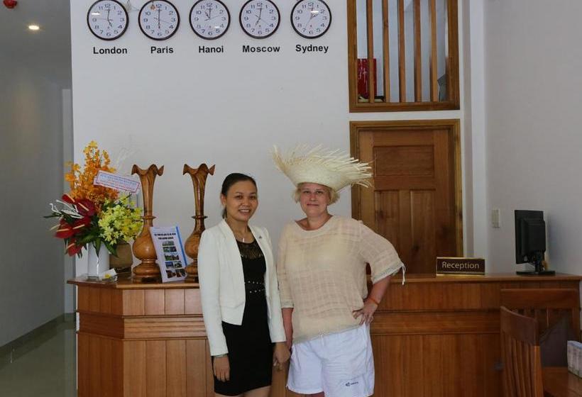 هتل Danang Beach 2