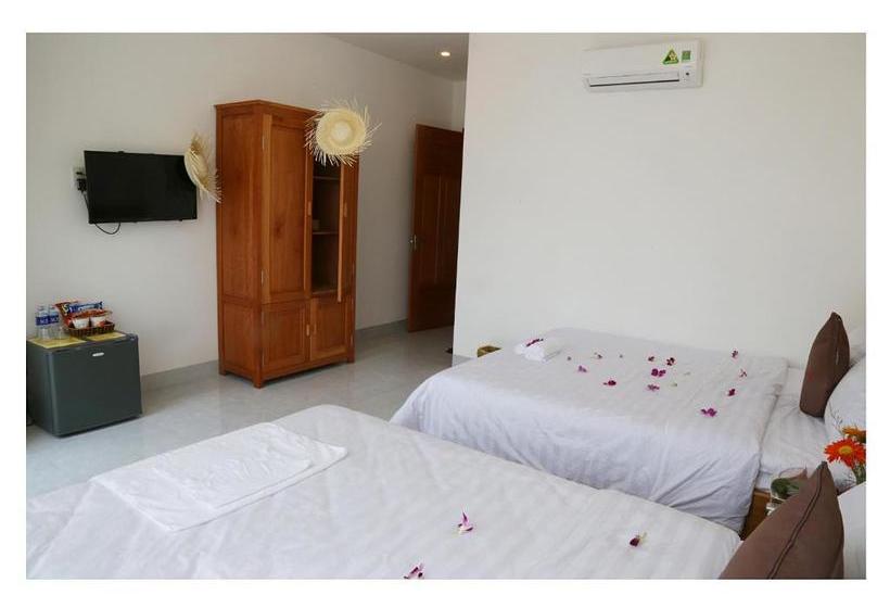 هتل Danang Beach 2