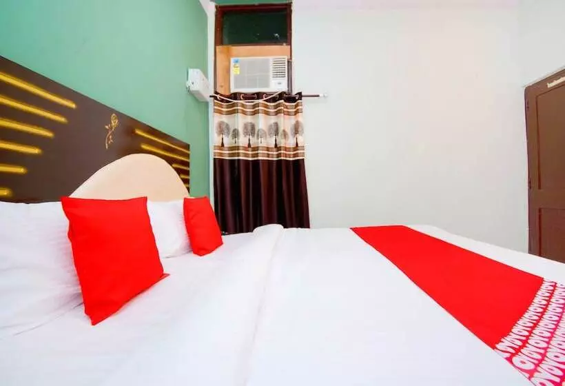 ホテル Jb Inn By Oyo Rooms