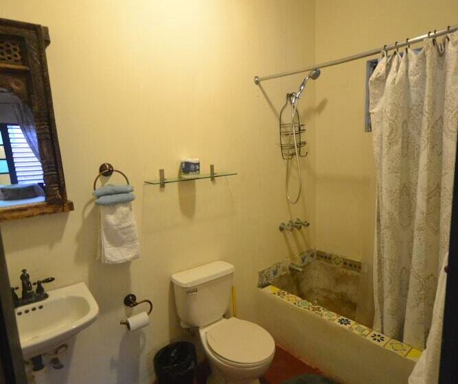 هتل Katamah Guesthouse