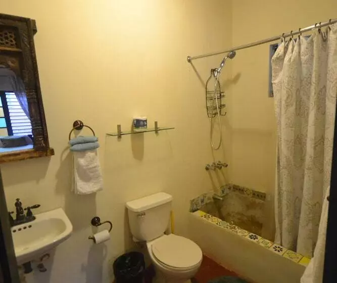 هتل Katamah Guesthouse