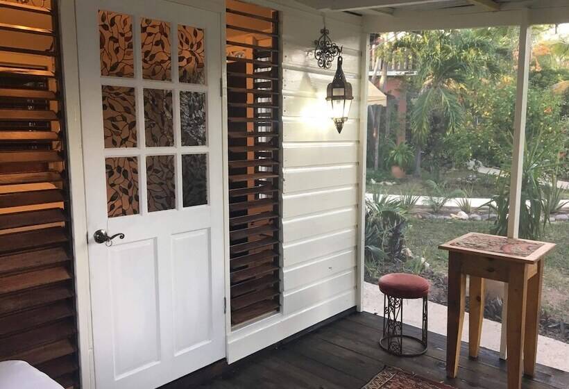 هتل Katamah Guesthouse