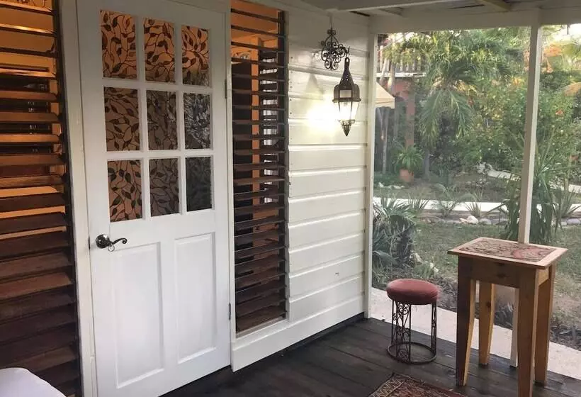 هتل Katamah Guesthouse