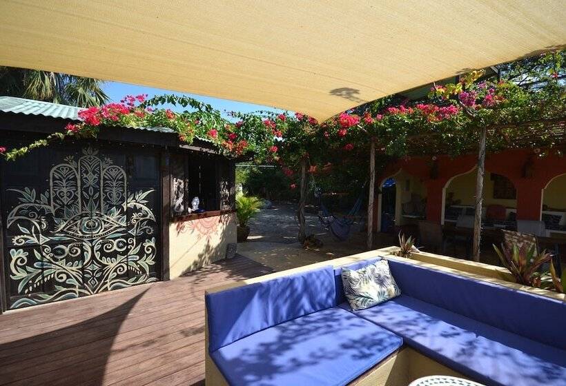 هتل Katamah Guesthouse