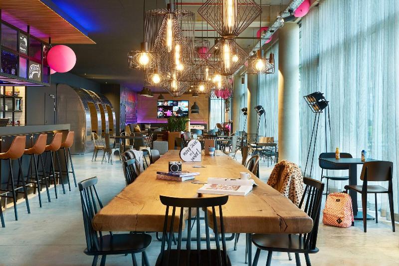 בית מלון כפרי Moxy Paris Charles De Gaulle Airport