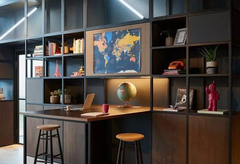 Hotelli Moxy Paris Charles De Gaulle Airport