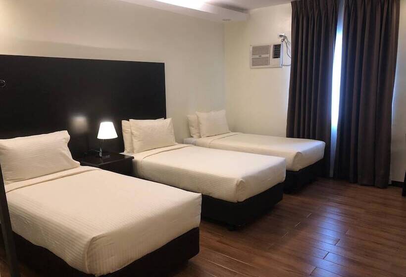 בית מלון כפרי Pina Suites