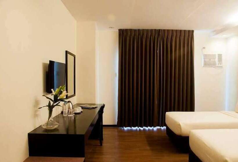 בית מלון כפרי Pina Suites