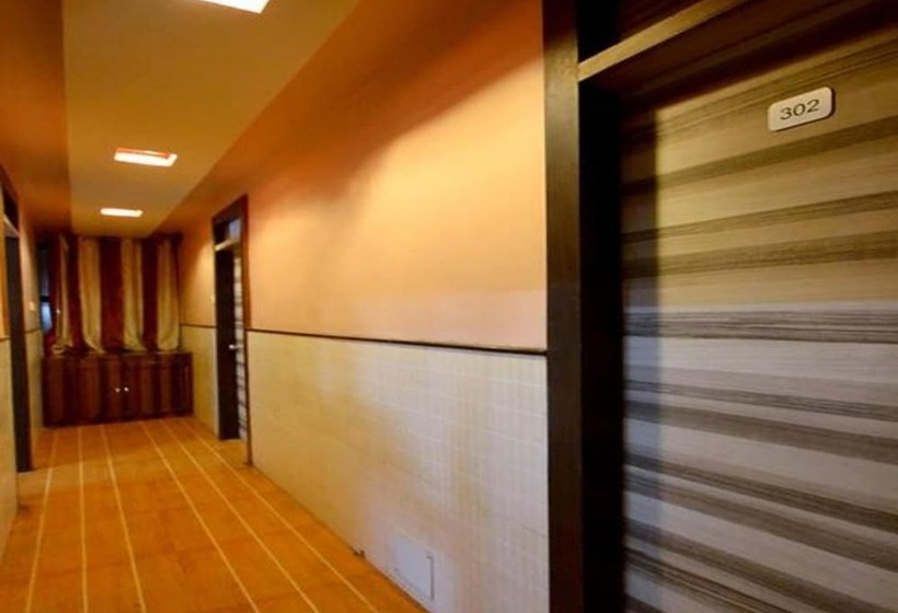 Hotel Sai Hari Prasad