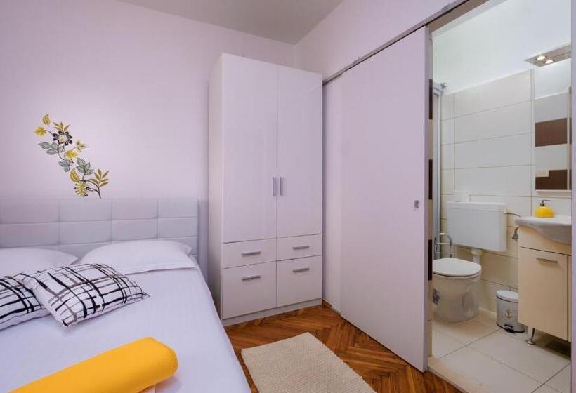 پانسیون Apartments Botica